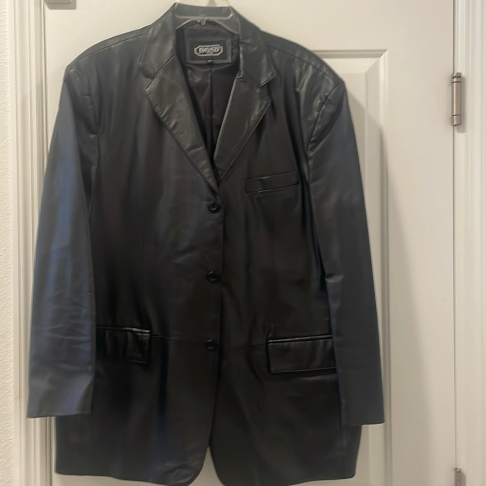 Mens Leather Blazer excellent condition barely worm Size XL